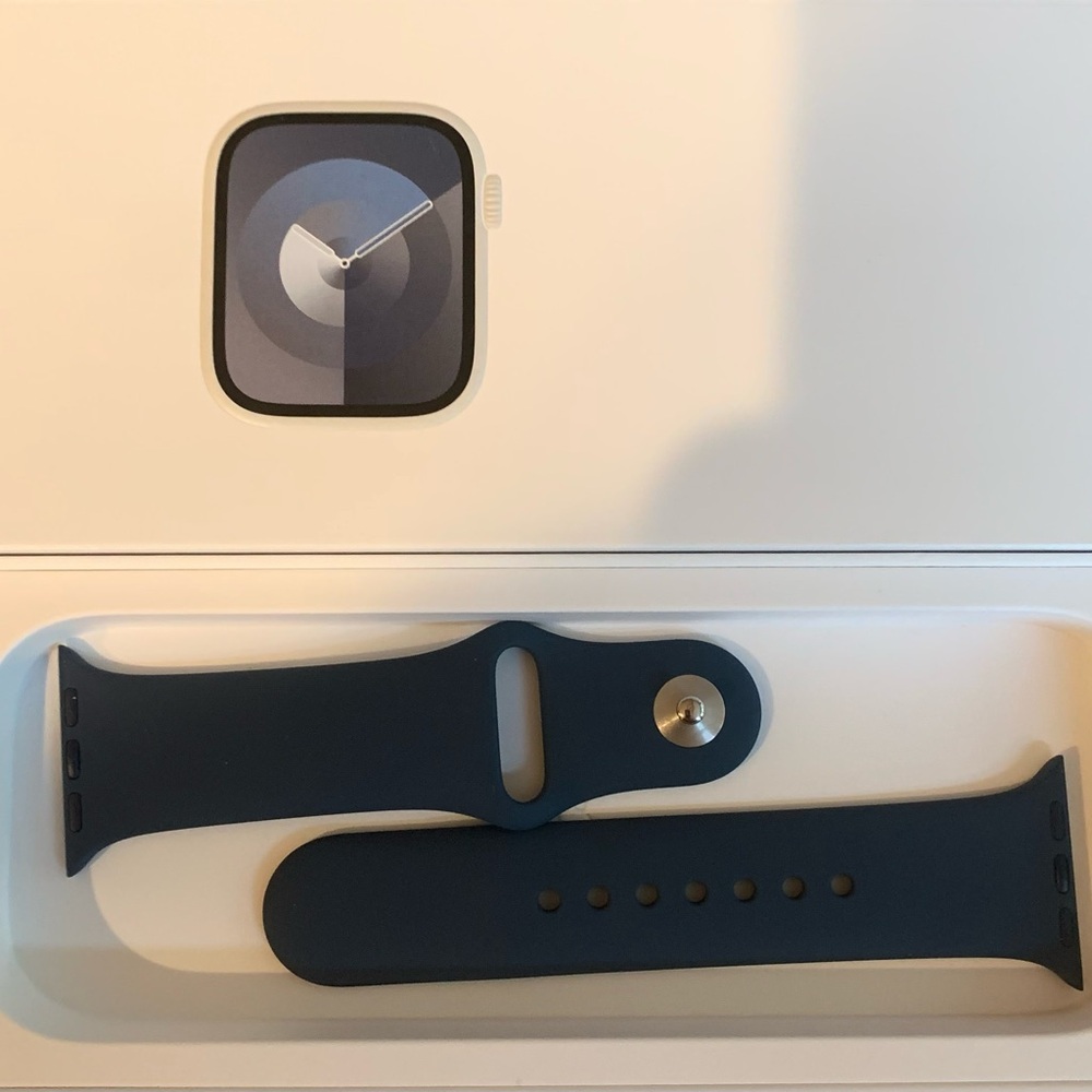 COPY - BRAND NEW *Genuine* Apple Series 9 (41mm) sports band S/M blue— BAND…